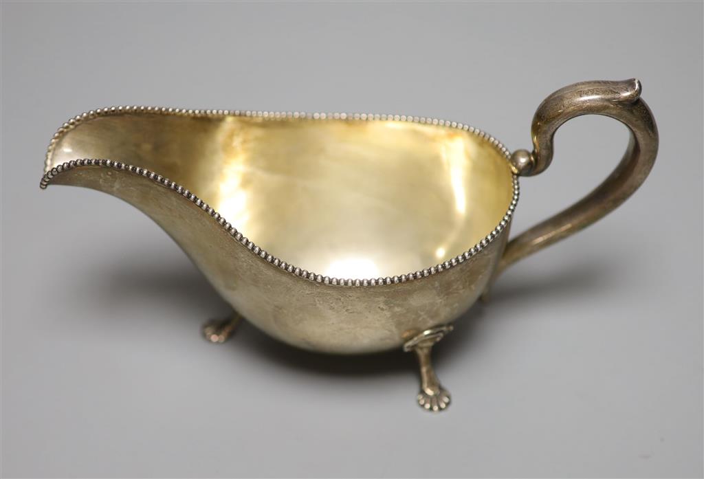 An American sterling sauce boat by Caldwell & Co, length 20.5cm, 7oz.